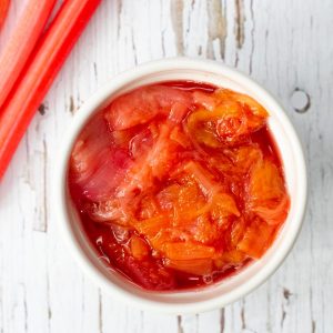 Stewed rhubarb with cinnamon