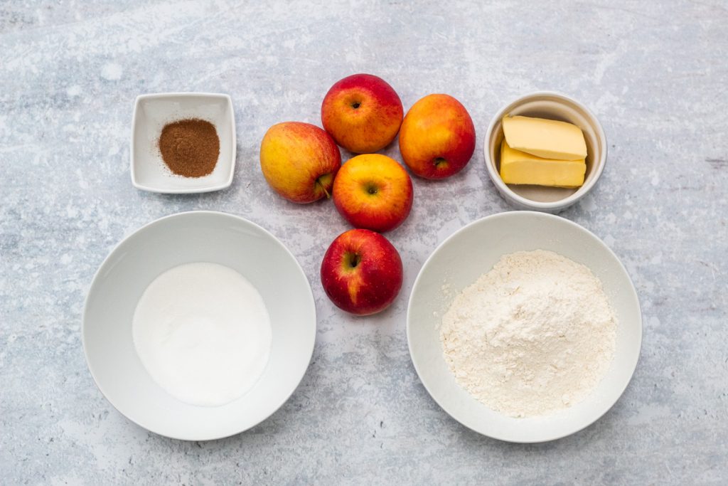 Ingredients for basic apple crumble