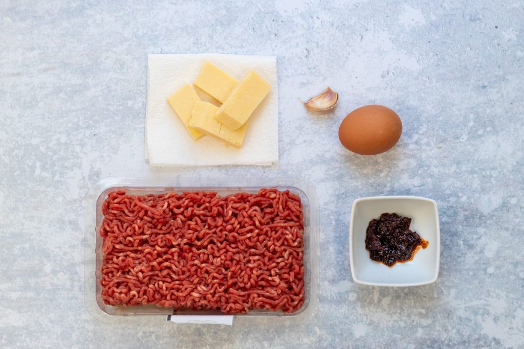 Ingredients for juicy lucy burgers