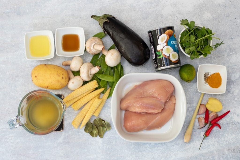 Ingredients for Thai yellow chicken and potato curry