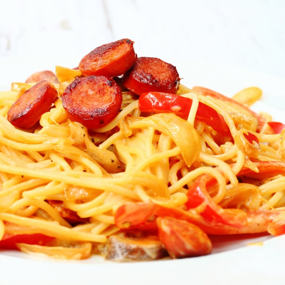 close up shot of creamy chorizo spaghetti