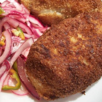 papas rellenas and salsa criolla