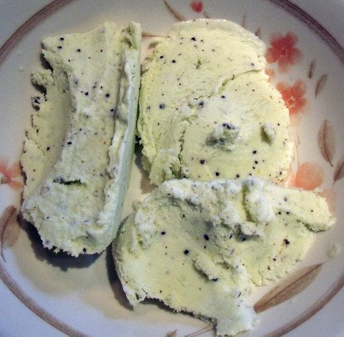 kiwi fruit ice cream in a bowl