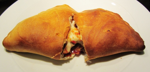 ham and mushroom calzone (500x242)