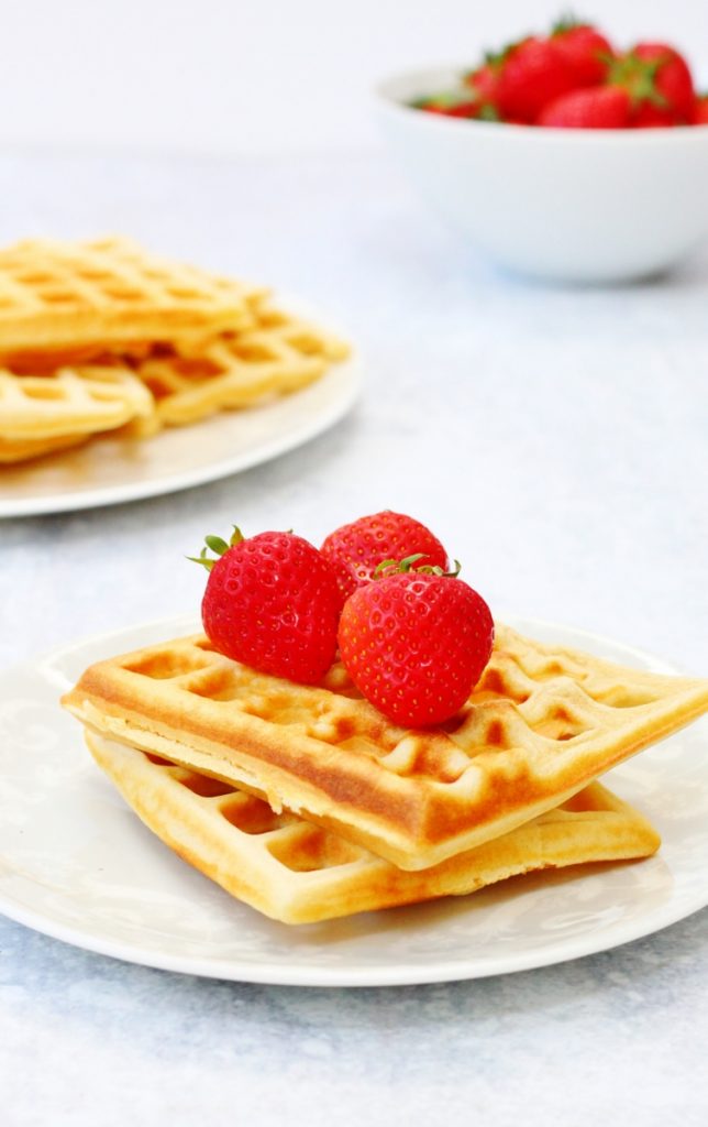 Plain traditional waffles made in the Vonshef waffle maker