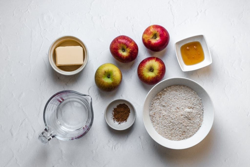 Ingredients for apple pie with wholemeal pastry