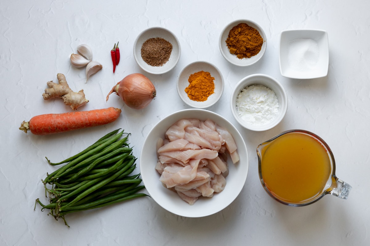 Ingredients for Chinese chicken curry