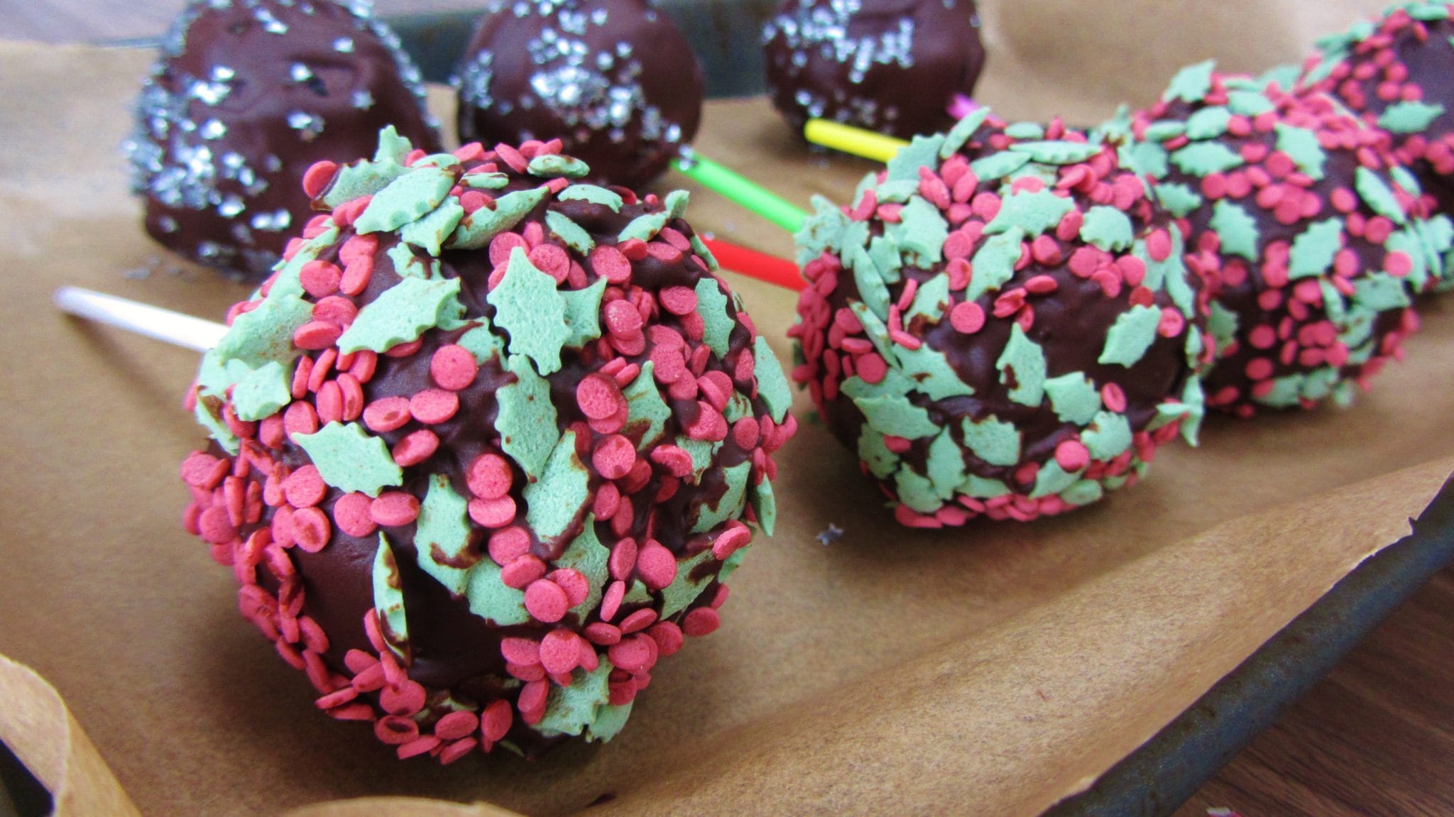 Christmas cake pops