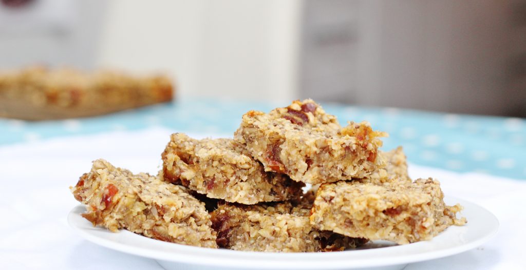 date-and-banana-oaty-bars-2