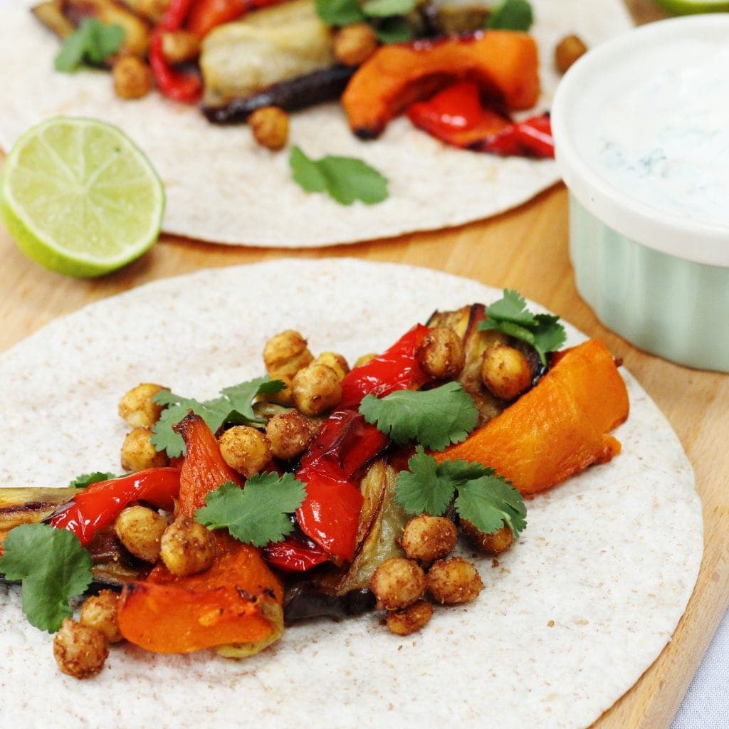Soft taco with roasted chickpeas and vegetables