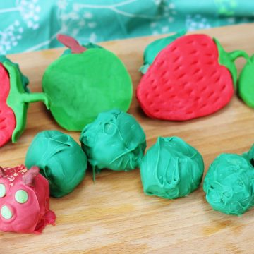 hungry caterpillar cake balls