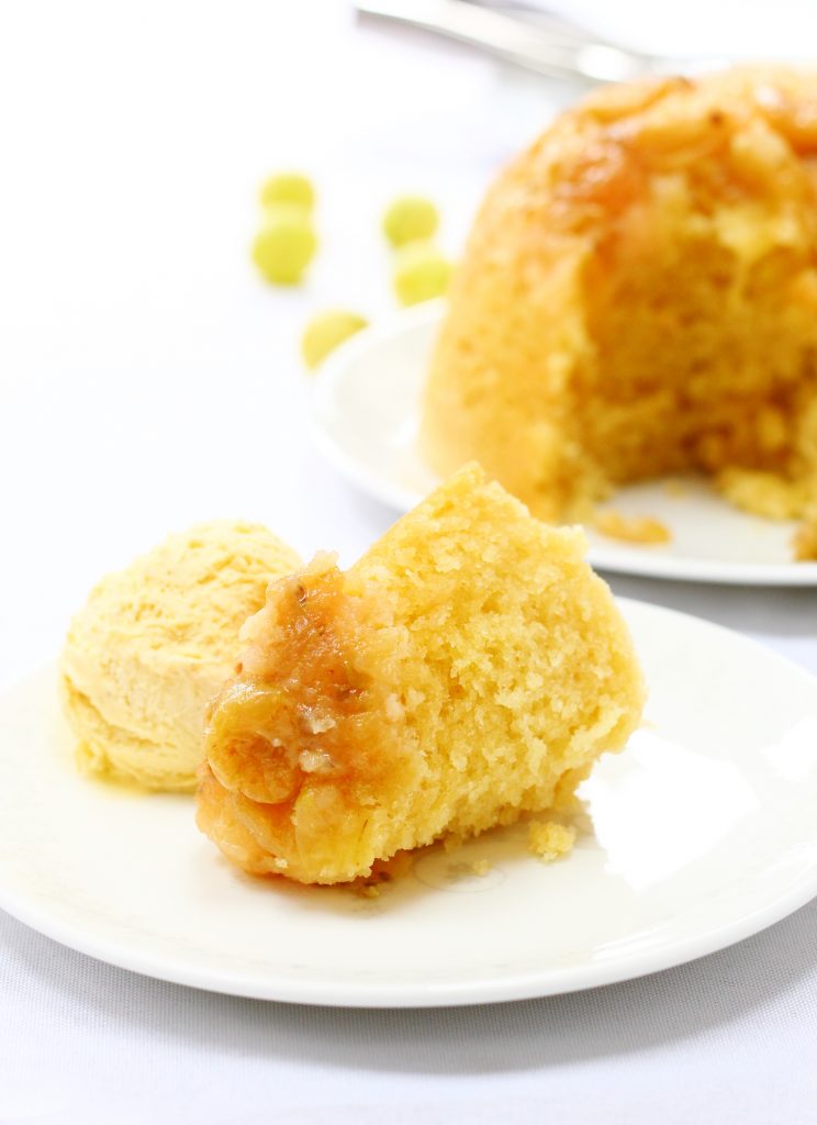 Slow cooker gooseberry steamed sponge pudding