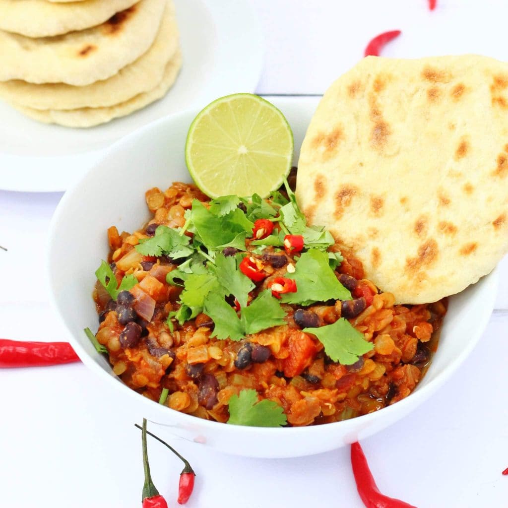 Vlentil chilli with black beans and lentils