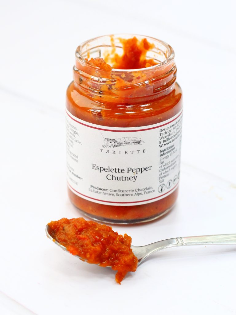 Espelette pepper chutney from Tariette. A mild chilli pepper chutney with a sweet smoky flavour.