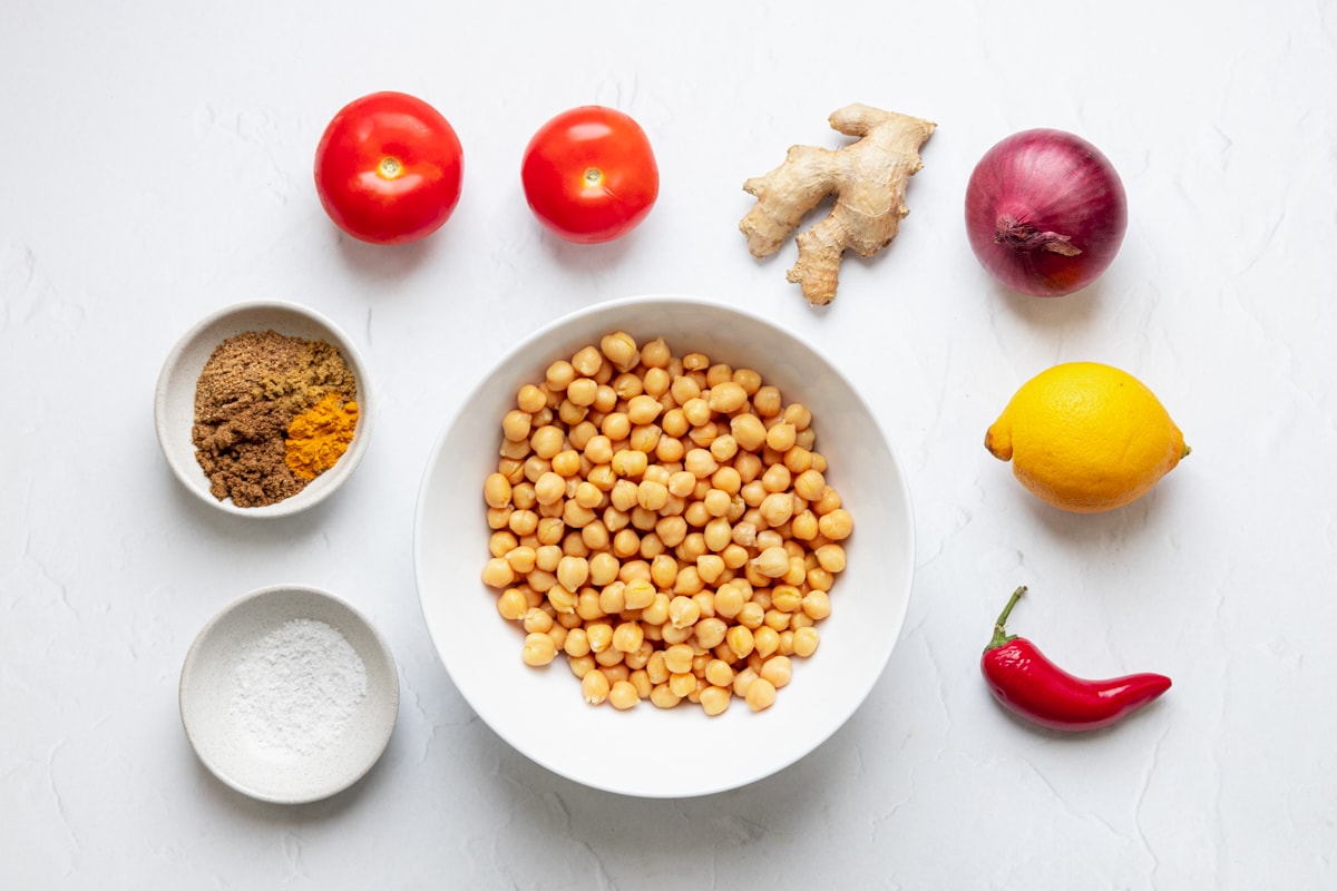 Ingredients for sour chickpeas