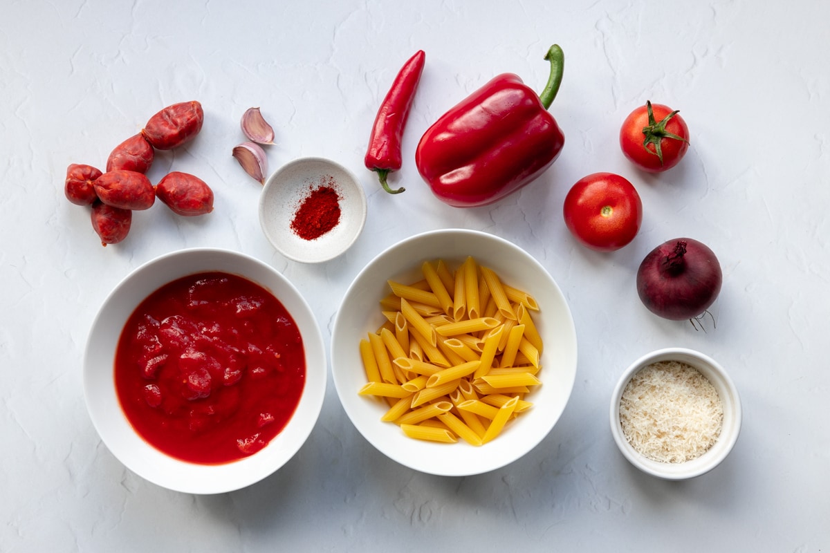 Ingredients for tomato and chorizo pasta