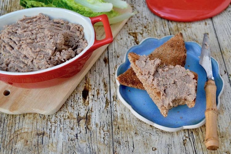 mushroom pate with walnuts vegan