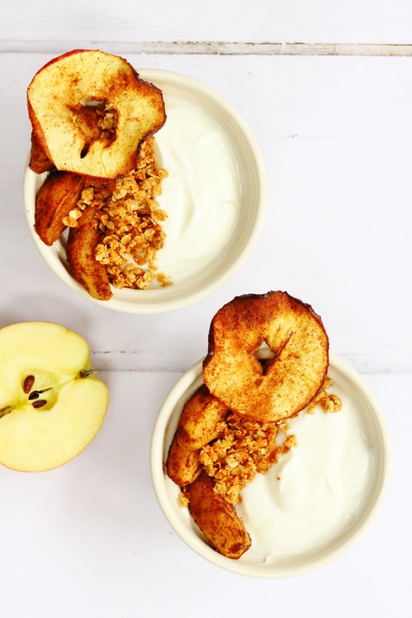 apple cinnamon quark breakfast bowls