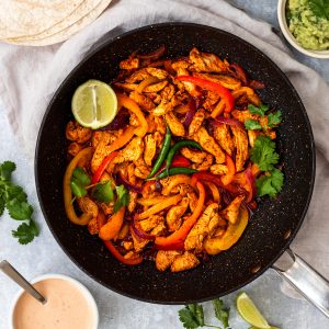 pan of midweek chicken fajitas